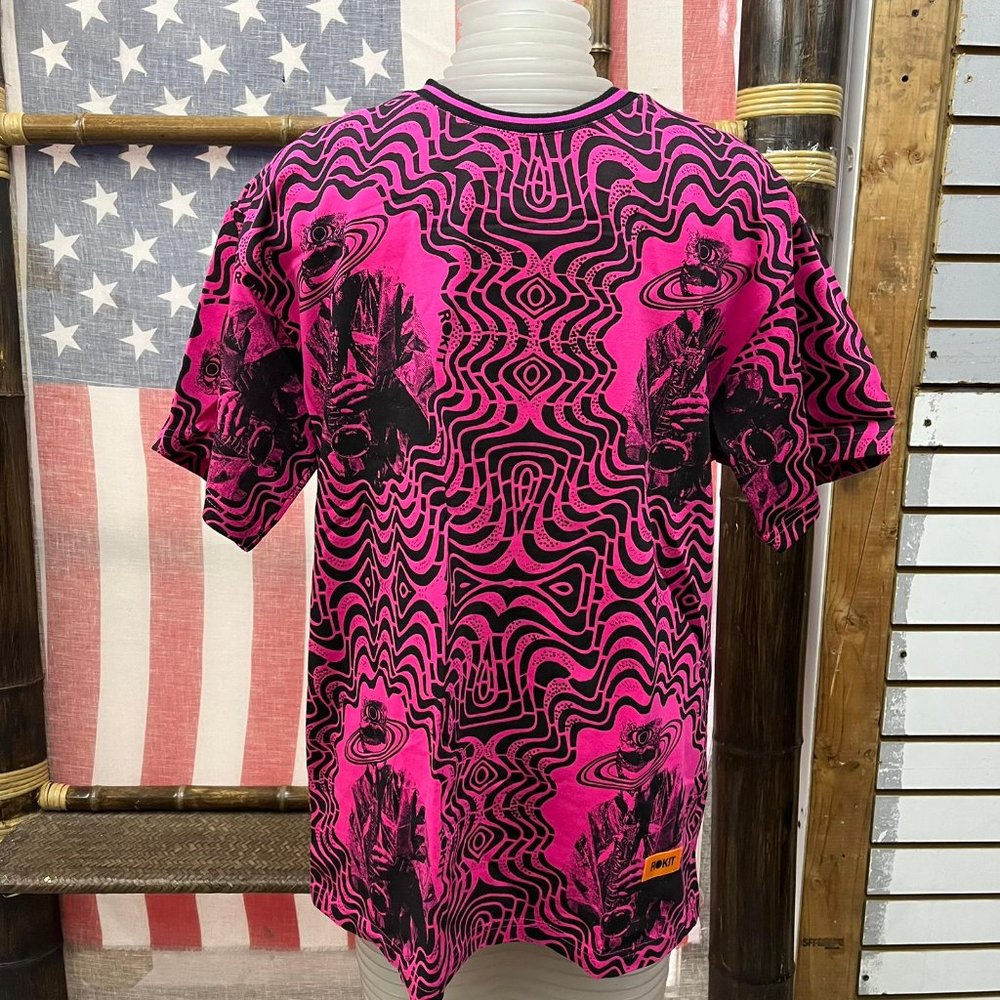 NWOT ROKIT 1pc Round Neck T-shirt